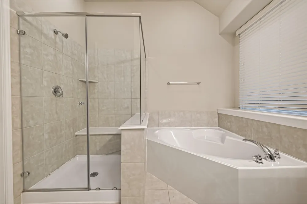 10318 Rouken Glen Court Richmond, TX 77407