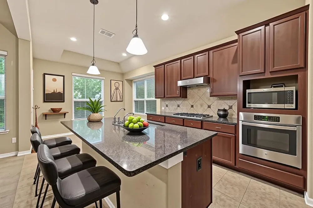 10318 Rouken Glen Court Richmond, TX 77407