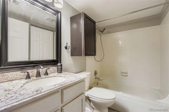 8225 E Fairmount Drive #204 Denver, CO 80247
