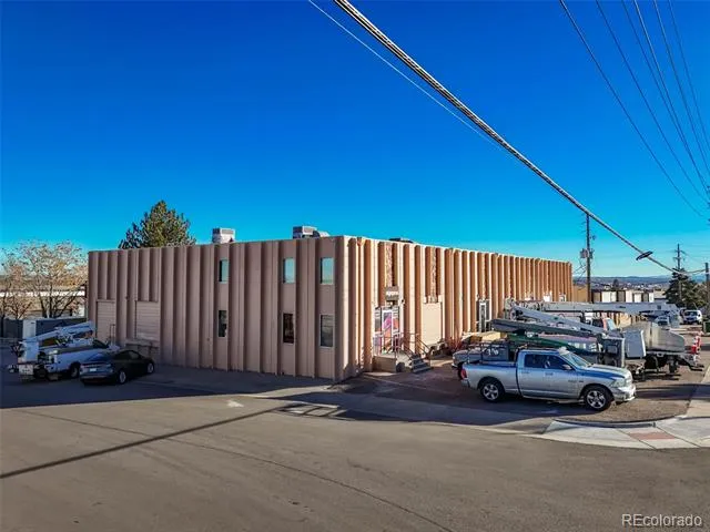 2460 S Tejon Street Englewood, CO 80110