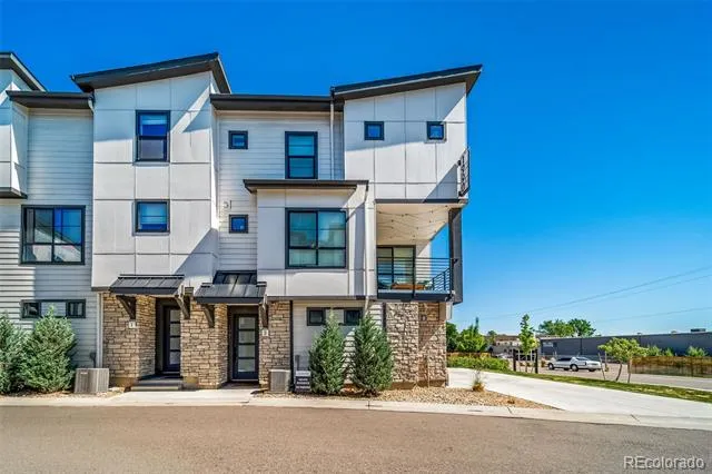 1990 S Holly Street #2 Denver, CO 80222