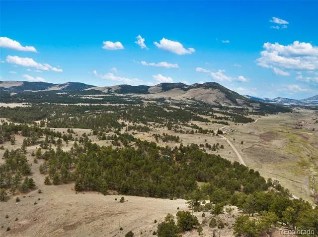 11396 County Rd 102 Guffey, CO 80820
