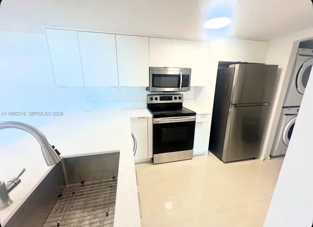 650 West Ave #1704 Miami Beach, FL 33139