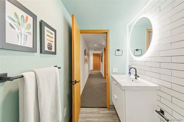 6001 Villard Court Parker, CO 80134