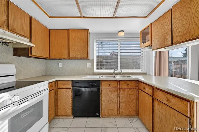 1281 S Troy Street Aurora, CO 80012