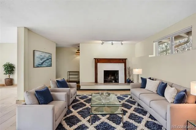 1624 Cheyenne Boulevard Colorado Springs, CO 80906
