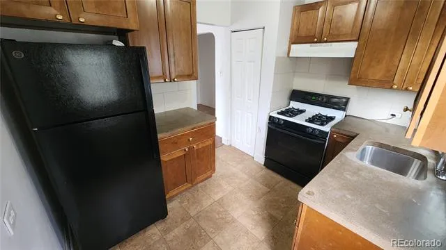 3233 Steele Street Denver, CO 80205