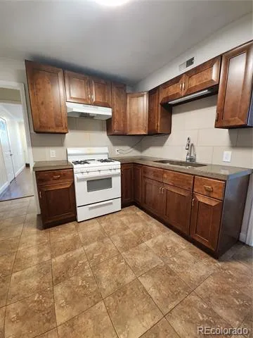 3233 Steele Street Denver, CO 80205