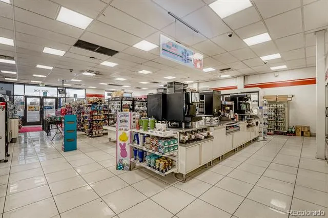 3995 Lewiston Aurora, CO 80011