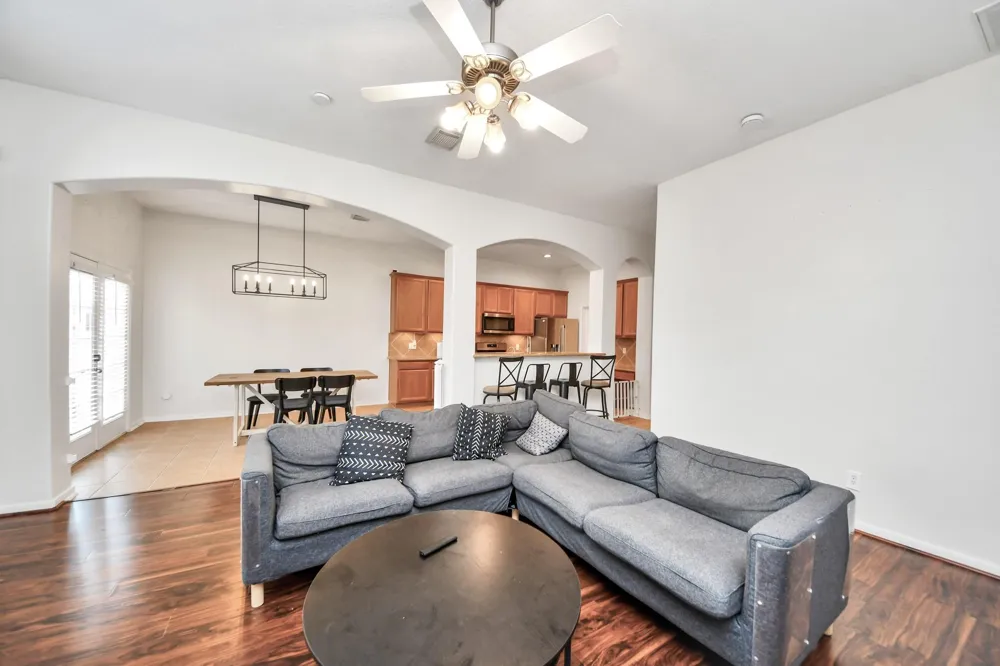 4118 Ferro Street Stafford, TX 77477