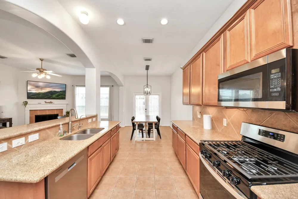 4118 Ferro Street Stafford, TX 77477