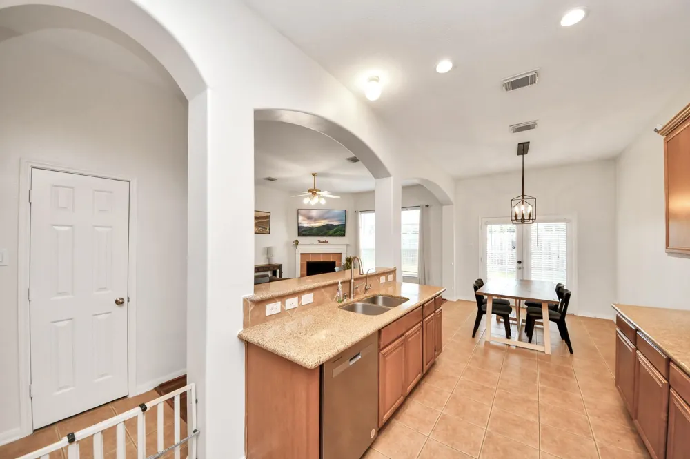 4118 Ferro Street Stafford, TX 77477