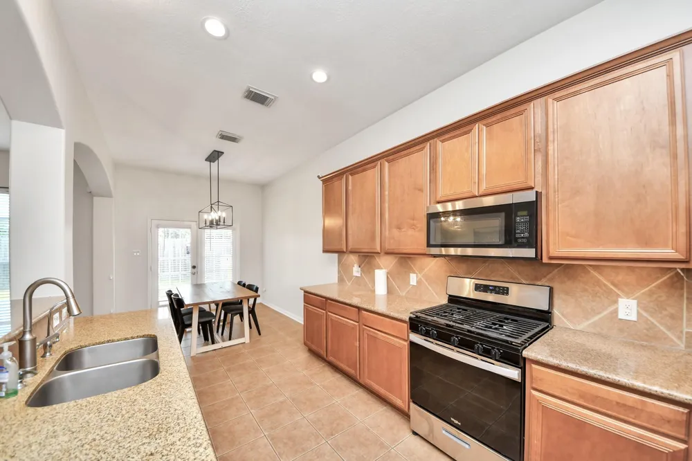 4118 Ferro Street Stafford, TX 77477