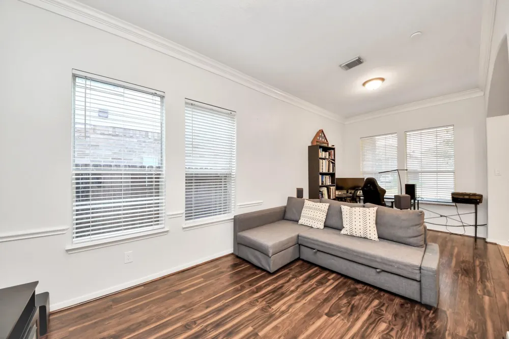 4118 Ferro Street Stafford, TX 77477