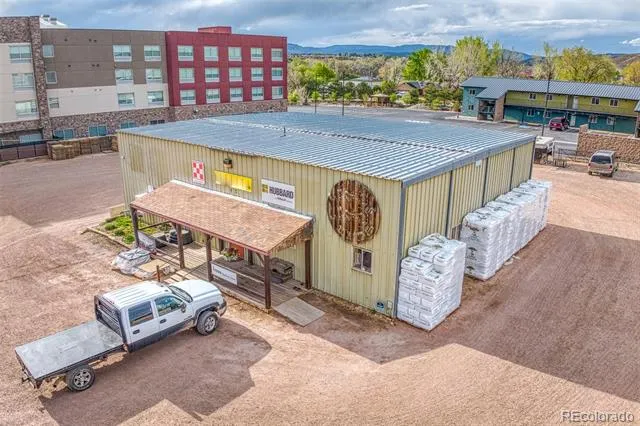 3275 E US Highway 50 Canon City, CO 81212
