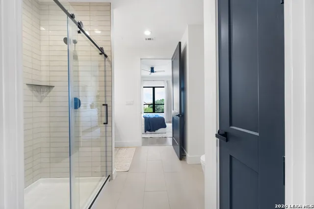10899 S Hausman #401 San Antonio, TX 78250