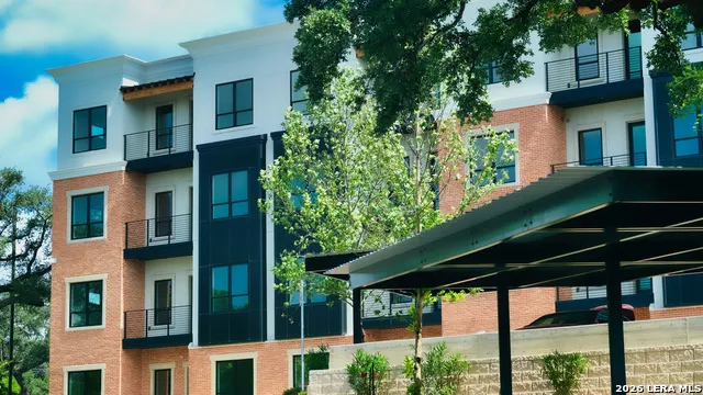 10899 S Hausman #401 San Antonio, TX 78250