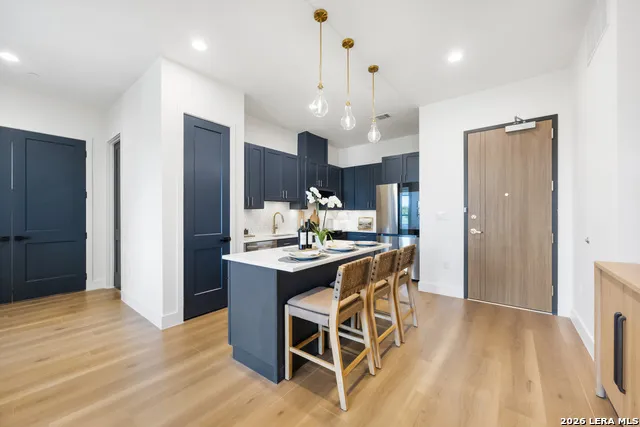 10899 S Hausman #401 San Antonio, TX 78250