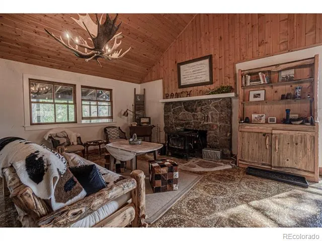 950 Meadow Creek Road Livermore, CO 80536