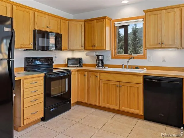 131 Willowstone Court Estes Park, CO 80517