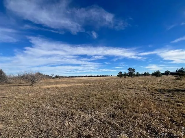 4956 County Rd H Wiggins, CO 80654