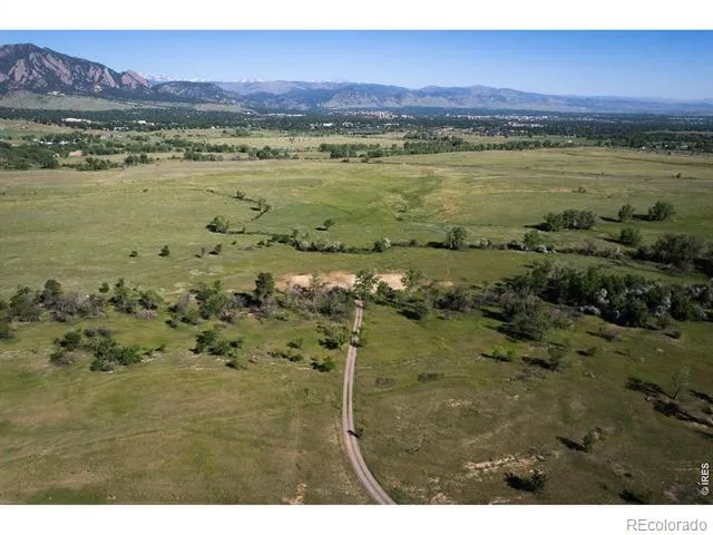 1085 S Cherryvale Road Boulder, CO 80303