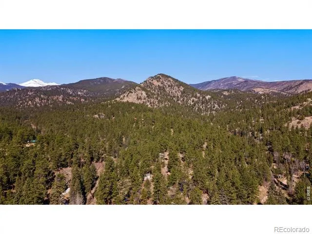 105 Fox Creek Road Glen Haven, CO 80532
