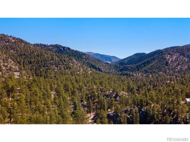 105 Fox Creek Road Glen Haven, CO 80532