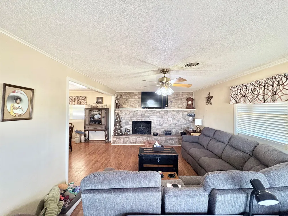 325 Highway 2563 Eastland, TX 76448