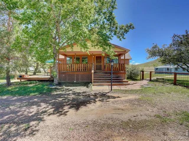 5196 Oxford Road Longmont, CO 80503