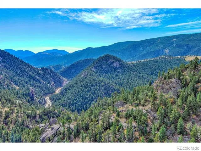 10697 County Road 43 Drake, CO 80515