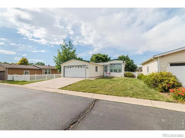 7805 Sunflower Green Frederick, CO 80530