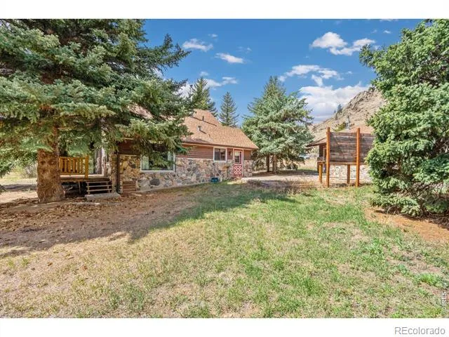 110 Meadow Lane Bellvue, CO 80512