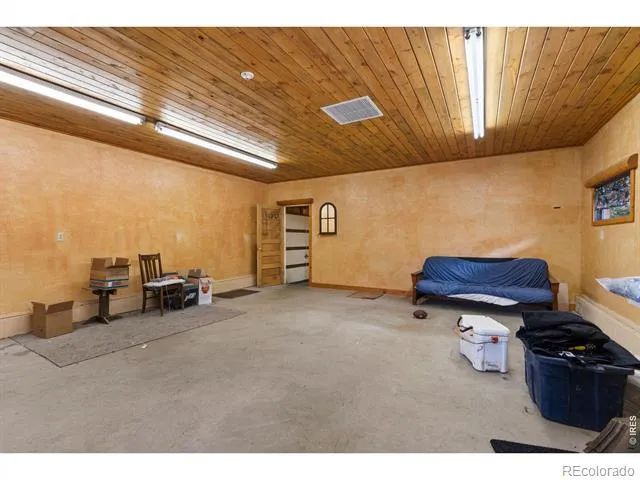 110 Meadow Lane Bellvue, CO 80512