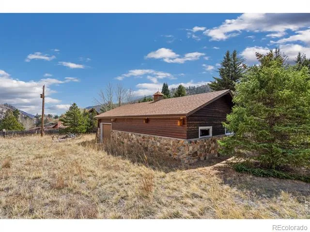 110 Meadow Lane Bellvue, CO 80512