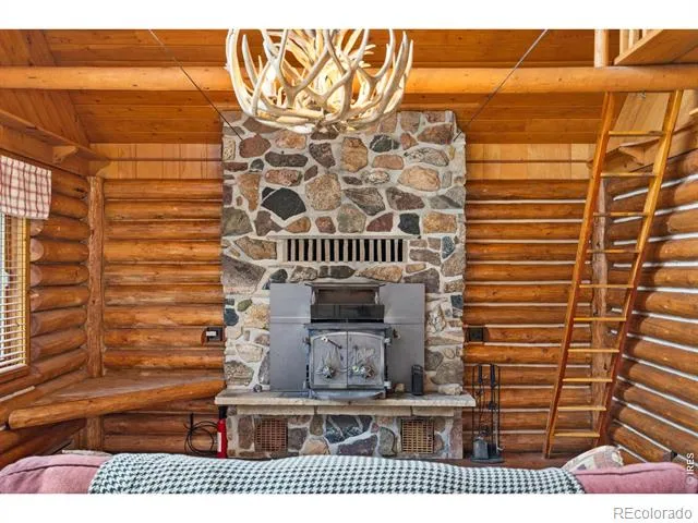 110 Meadow Lane Bellvue, CO 80512