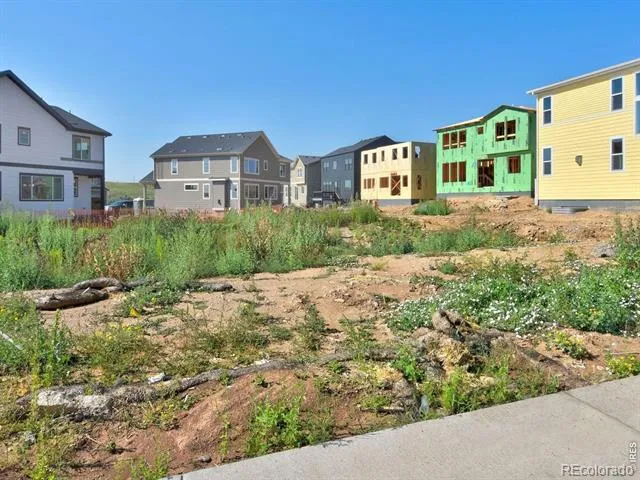 110 Cayauga Way Louisville, CO 80027