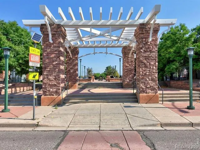110 Cayauga Way Louisville, CO 80027