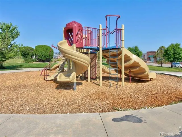 110 Cayauga Way Louisville, CO 80027