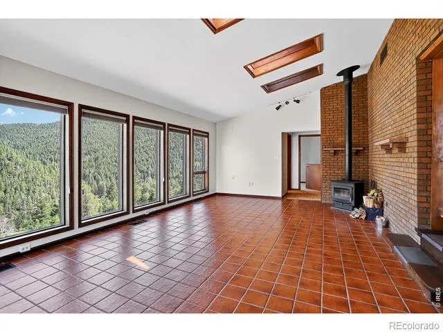 192 Nugget Hill Road Jamestown, CO 80455