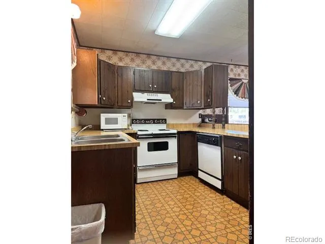 141 Walker Avenue Haxtun, CO 80731