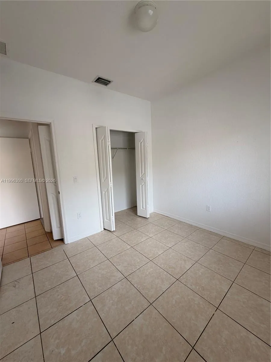 13264 Old Biscayne Dr #405 Homestead, FL 33033