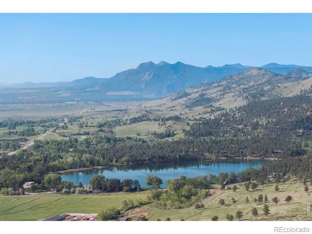 3029 Foothills Ranch Drive Boulder, CO 80302