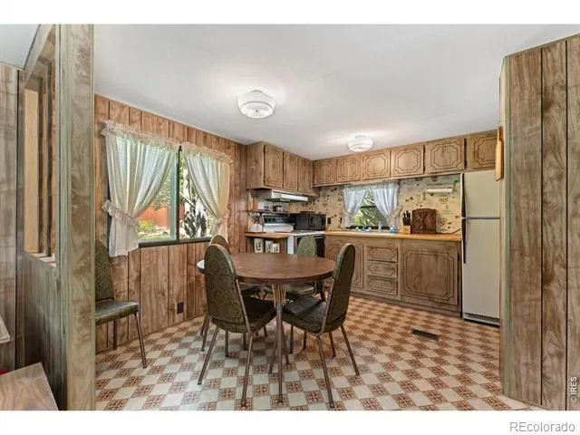 277 Riverside Drive Bellvue, CO 80512