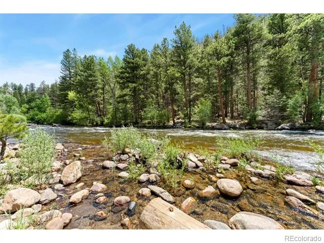 277 Riverside Drive Bellvue, CO 80512