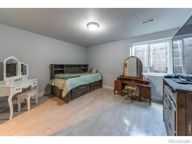 27850 Hopi Trail W Loveland, CO 80534