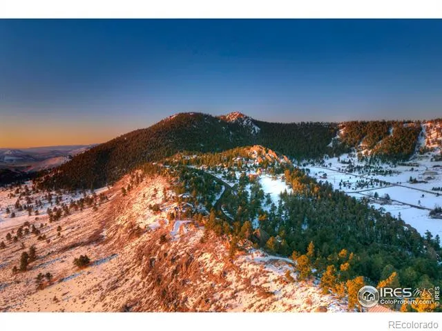 9352 Eastridge Road Golden, CO 80403