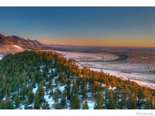 9352 Eastridge Road Golden, CO 80403