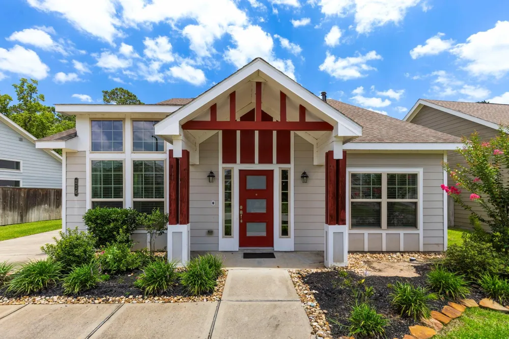 216 Lynx Trail Montgomery, TX 77316