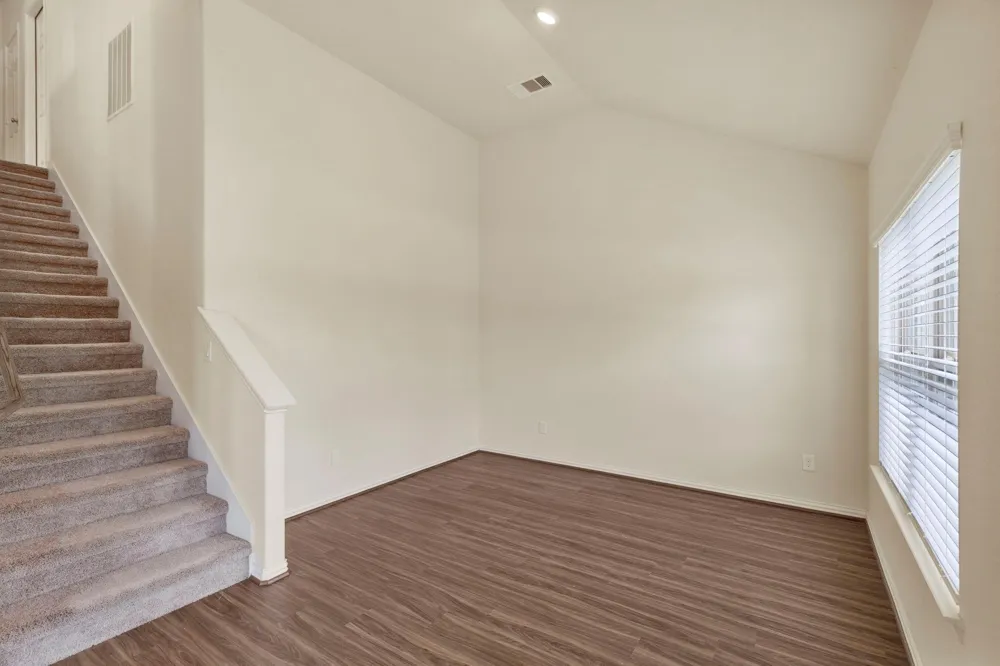 216 Lynx Trail Montgomery, TX 77316